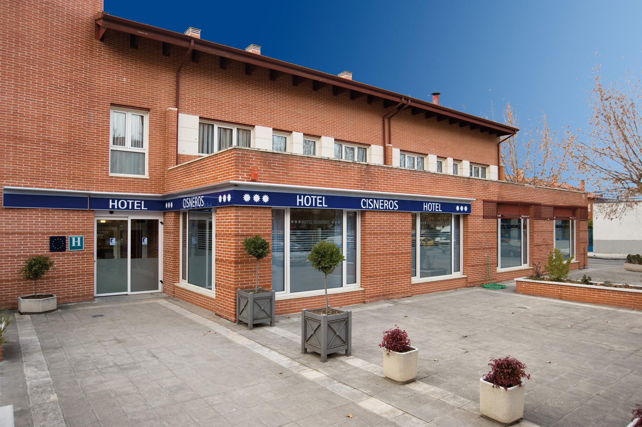 Hotel Cisneros アルカラ・デ・エナレス エクステリア 写真